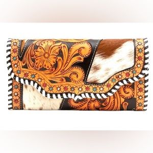 NWT Snekky Tooled Leather & Cowhide Wallet